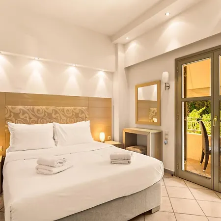 Kalogria Апарт-отель 4*