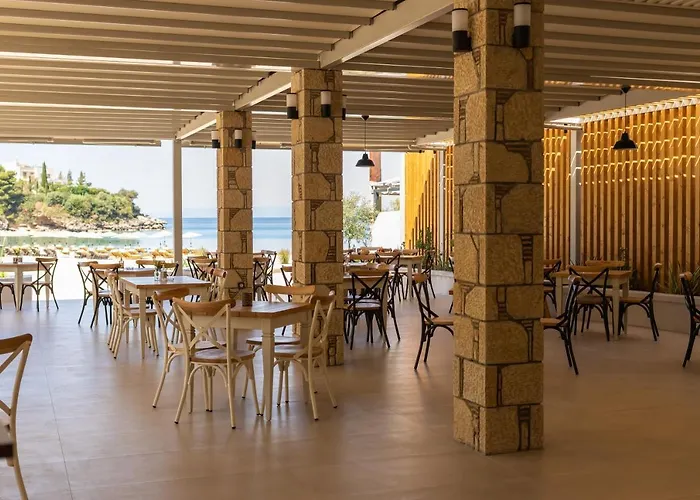 Kalogria Aparthotel Stoúpa