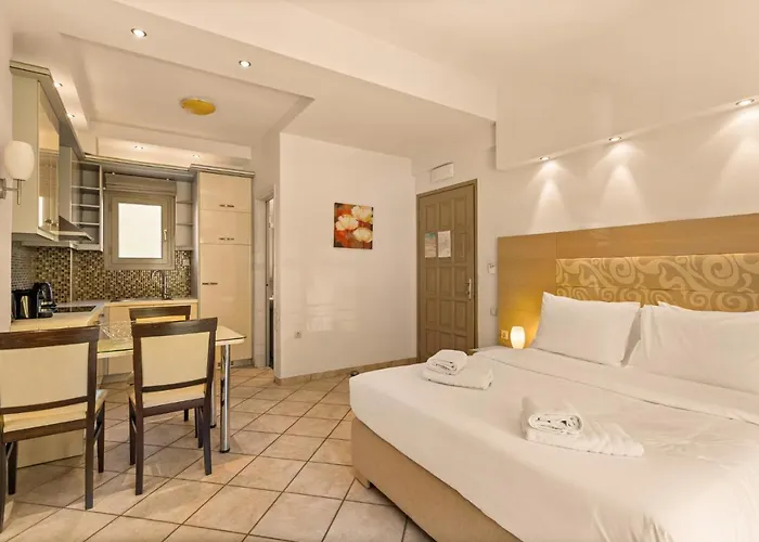 Aparthotel Kalogria 4*