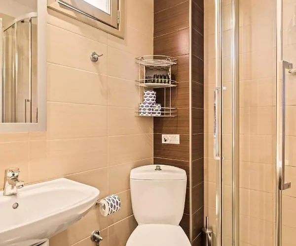 Aparthotel Kalogria 4*