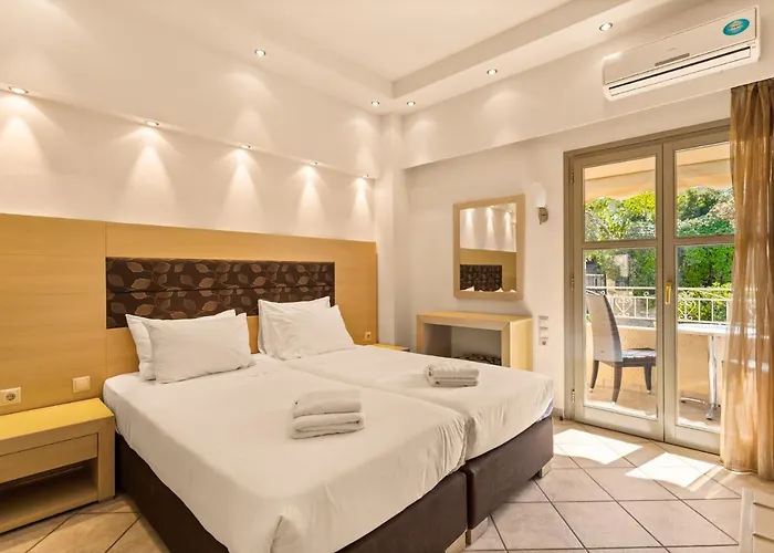 Aparthotel Kalogria 4*